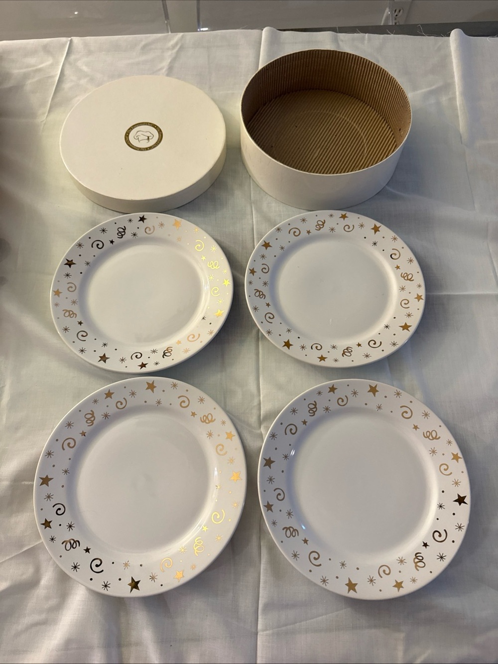 Pampered Chef White Dinner Plates with Gold Star & Swirl Accent - Set of 4